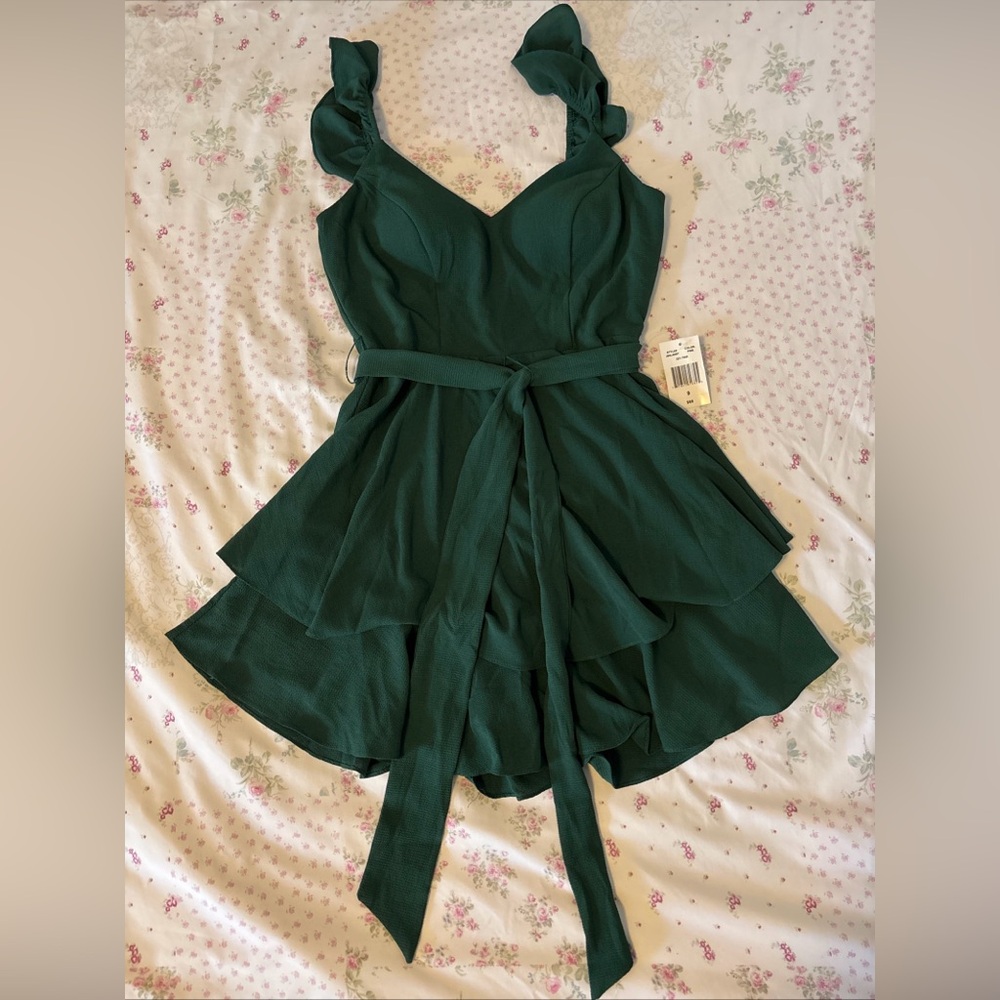 B. Smart Women’s Pine Green Dress (Size 9)